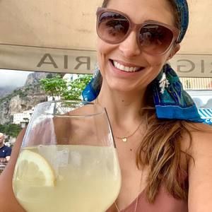 Meet your Posher, Marissa